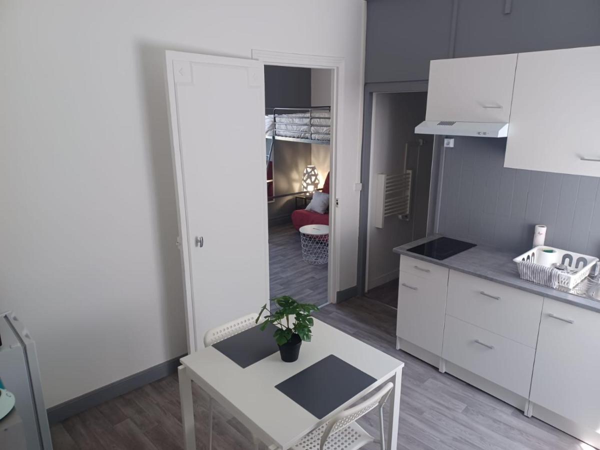 Le Carnot Proche Gare Et Iut Chez Adrien Apartment แซ็ง-ก็องแต็ง ภายนอก รูปภาพ