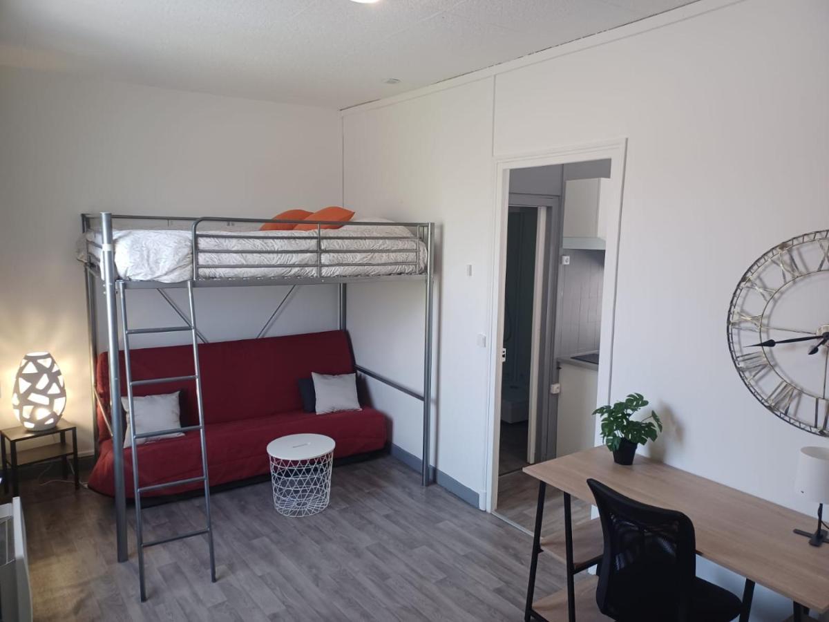 Le Carnot Proche Gare Et Iut Chez Adrien Apartment แซ็ง-ก็องแต็ง ภายนอก รูปภาพ